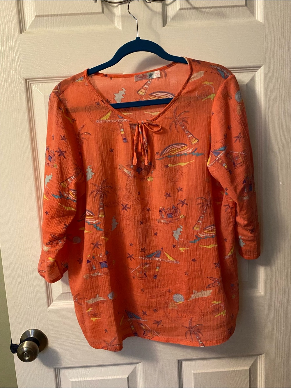 Beach-Print Coverup. Ties at neckline. Petite Medium. Fun and Cool!